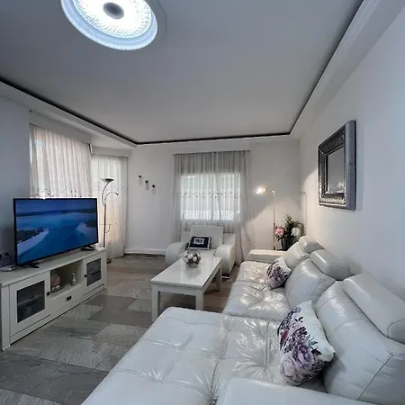 Espectacular Bajo Lirio 칼페